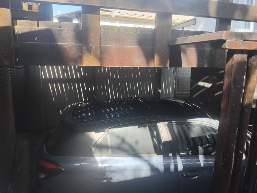2 Bedroom Property for Sale in Quigney Eastern Cape